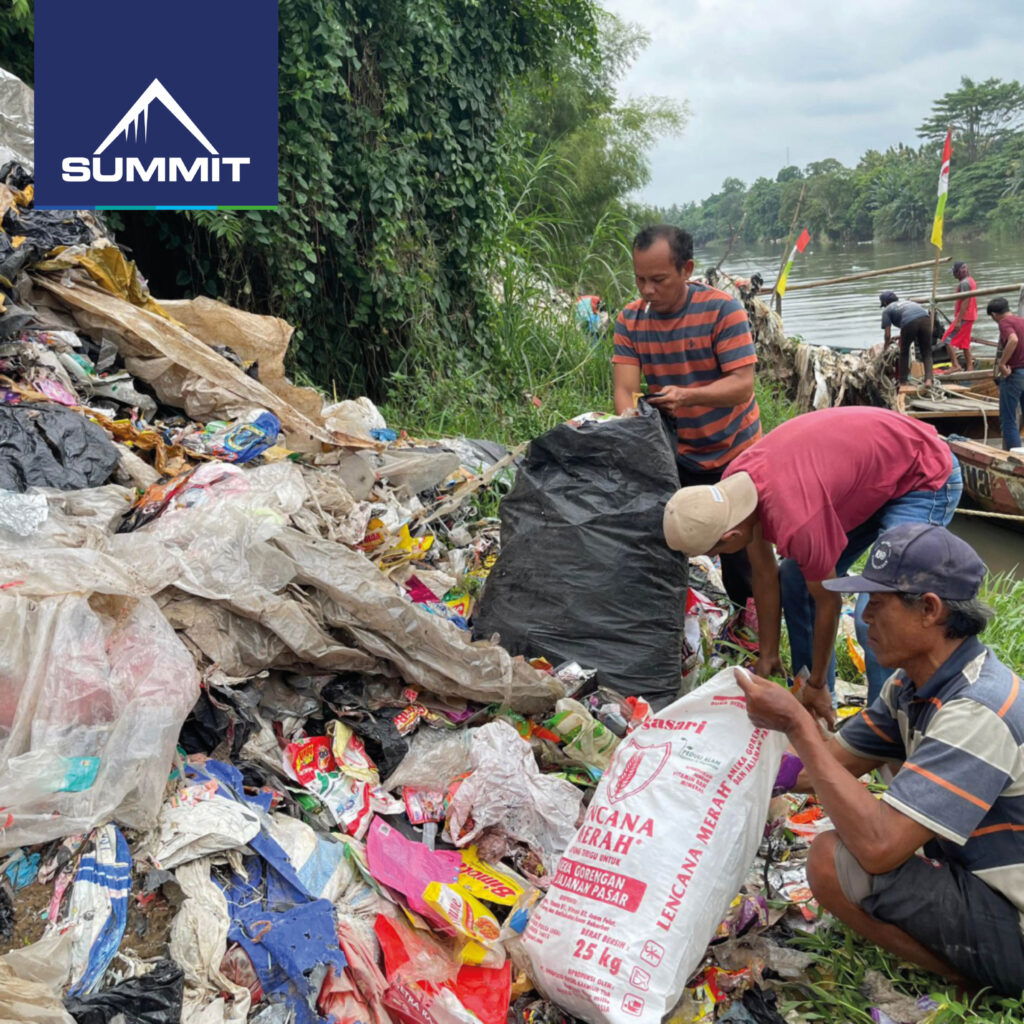 Summit Systems proudly sponsors the collection of 20,000kg of ocean plastics